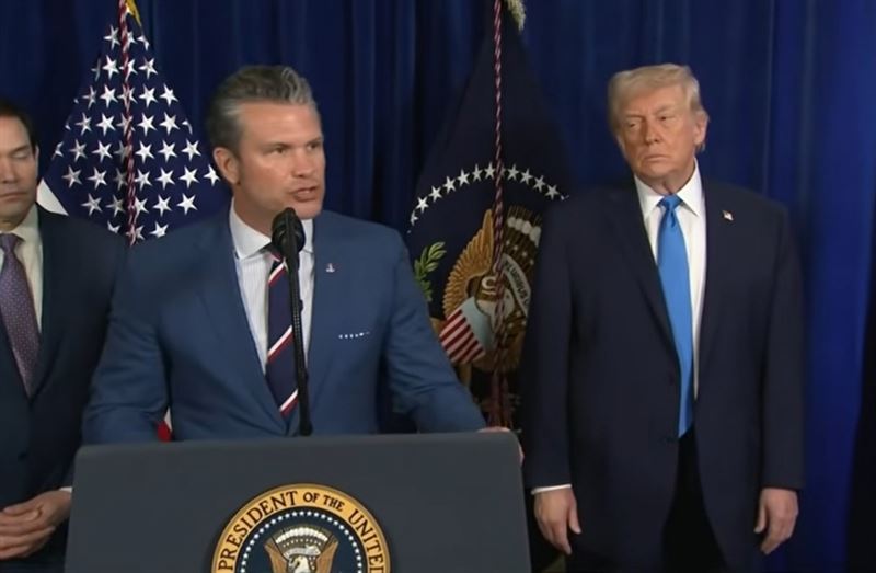 美國作戰部長赫格塞斯再次完美執行川普交辦的任務，能力備受肯定。(圖／翻攝白宮官網)