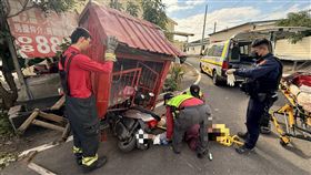 車禍,枋寮,土地公廟, 女騎士