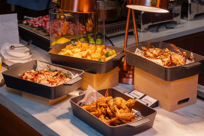 青焰牛排第6家分店插旗台中逢甲商圈。(圖／路易莎集團提供）