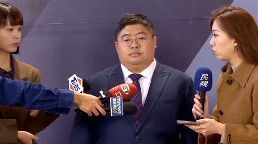 黨內初選壓倒性勝出！蔡易餘發聲了