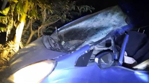 失控撞磚牆電桿　30歲獨子噴飛頭骨碎裂亡