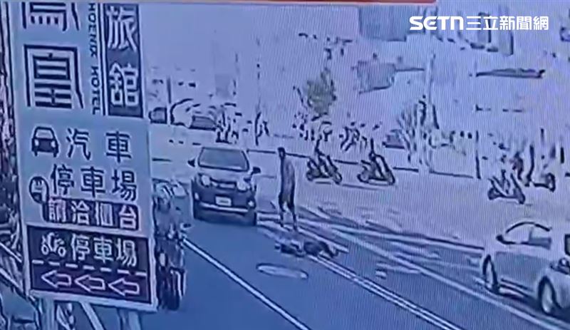 肇事者跟警方不斷辯駁：「當時婦人沒有走在斑馬線上」。（圖／翻攝自記者爆料網）