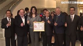 國民黨主席鄭麗文率副主席致送王金平最高顧問聘書（圖／翻攝畫面）