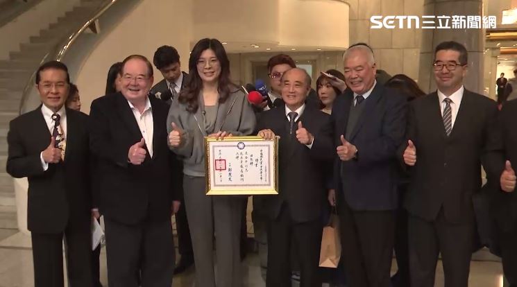 鄭麗文送聘書！王金平任最高顧問期許曝光