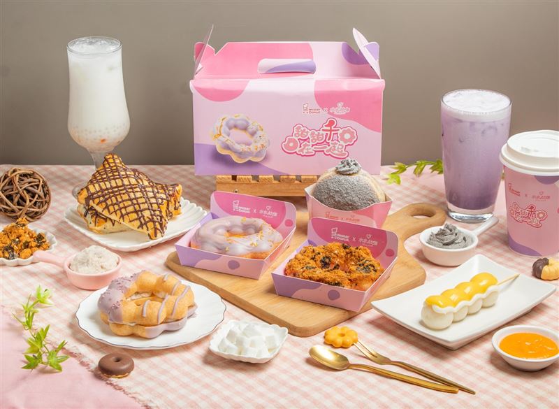 Mister Donut x 水水灶咖夢幻聯動，攜手水水灶咖創辦人千千結合台泰風味推8款聯名商品。（圖／品牌業者提供）