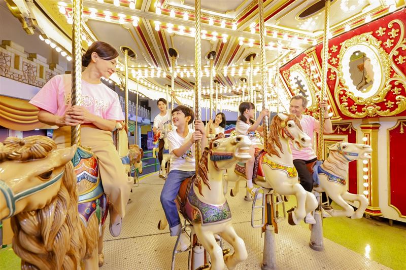 名字中1字就賺到！小人國點名「22字免費玩」　親友享490元優惠。（圖／小人國主題樂園提供）