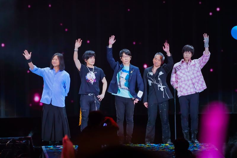 五月天5525+1「回到那一天」25週年巡迴演唱會台中站新年快樂版，6場完美落幕。（圖／相信音樂提供）