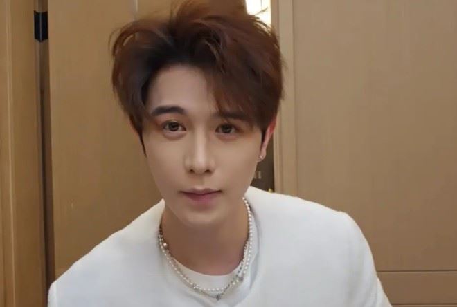 近日，一名女網友在網路發文指控，自己與童錦程交往期間意外懷孕並生下孩子，卻在撫養費協商上遭到拒絕，憤而公開經過。（圖／翻攝自微博）