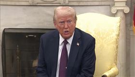 美軍生擒委內瑞拉總統馬杜洛，川普點名哥倫比亞是下一個？陸外交部嗆：反對干涉拉美內政。（圖／翻攝自X）