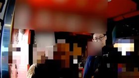 台北,西門,電動代步車,身障人士,台大社工系,壓到腳。（圖／翻攝畫面）