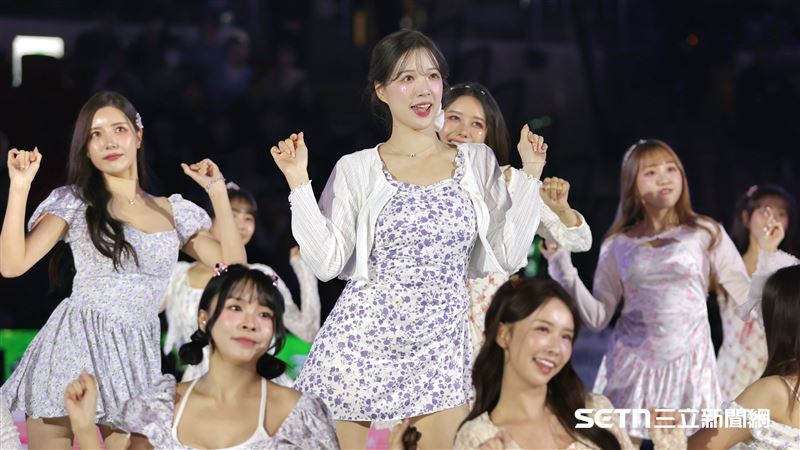 Fubon Angels韓籍成員李晧禎跳開場舞。（圖／記者劉彥池攝影）