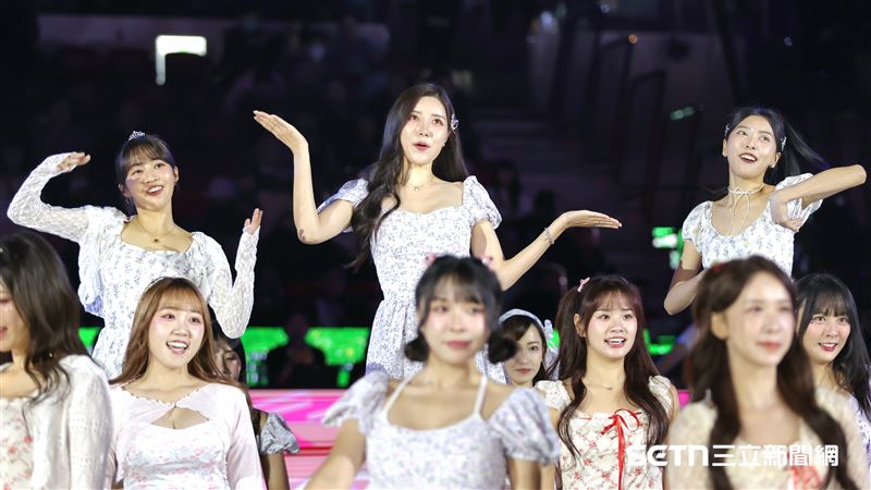 Fubon Angels韓籍成員南珉貞跳開場舞。（圖／記者劉彥池攝影）