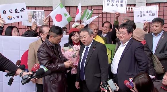 台灣基進、台灣國、台聯歡迎石平，嗨喊「日台友誼長存」（圖／翻攝畫面）