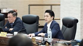 蔣萬安在市政會議裁示，今年起台北市公私立國小、國中營養午餐全面免費（圖／北市府提供） 