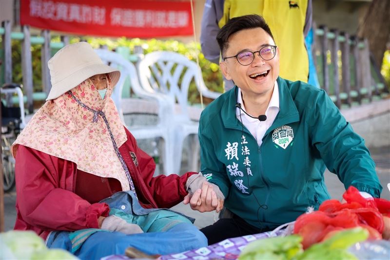 邱志偉首度陪同站路口，賴瑞隆北高雄陸戰全面強化、團結衝刺初選