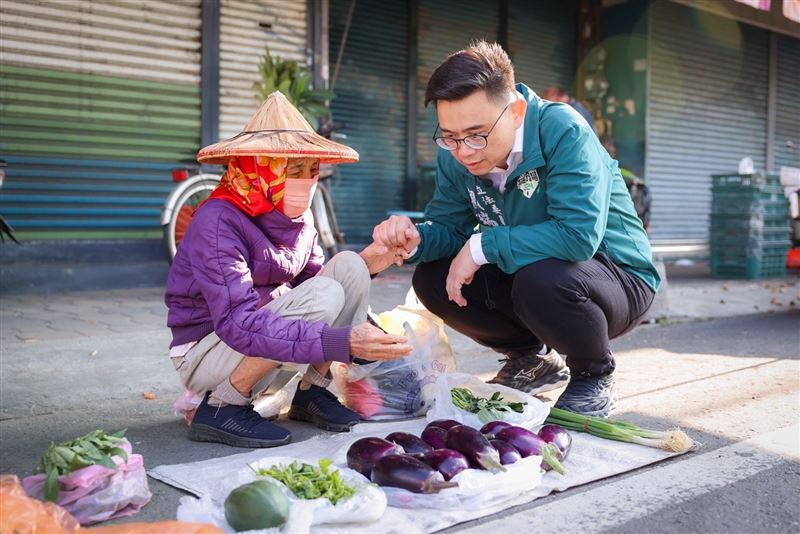 邱志偉首度陪同站路口，賴瑞隆北高雄陸戰全面強化、團結衝刺初選