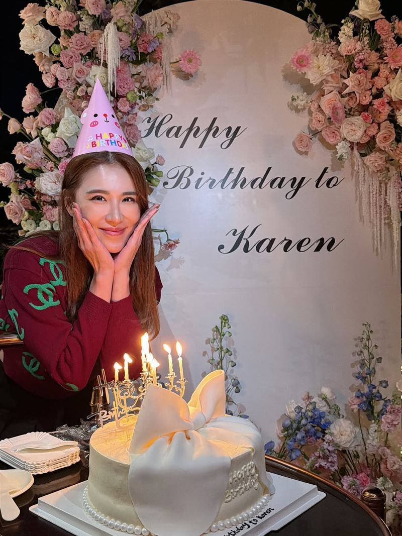 藝人小禎近日歡度41歲生日,沒想到迎來意外驚喜。(圖/翻攝自IG @karenhu1984)