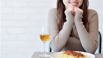 一夫多妻男偷拍100女性愛片！海撈1100萬