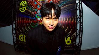 金曲歌王奪獎爆紅　遭經紀人狠嗆5字