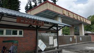 新／F-16墜海飛官失聯　國軍805醫院待命