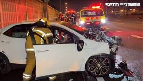 台積電,高雄,楠梓,駕駛,事故,水泥車,轎車,車禍,水泥,工地,鼎金路段,死亡,車禍（圖／翻攝畫面）
