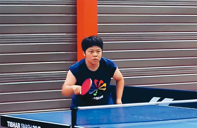 前桌球國手楊彗琪以投資彩券行等名義，吸金詐騙逾5千萬元。（翻攝台灣同志運動發展協會粉專）