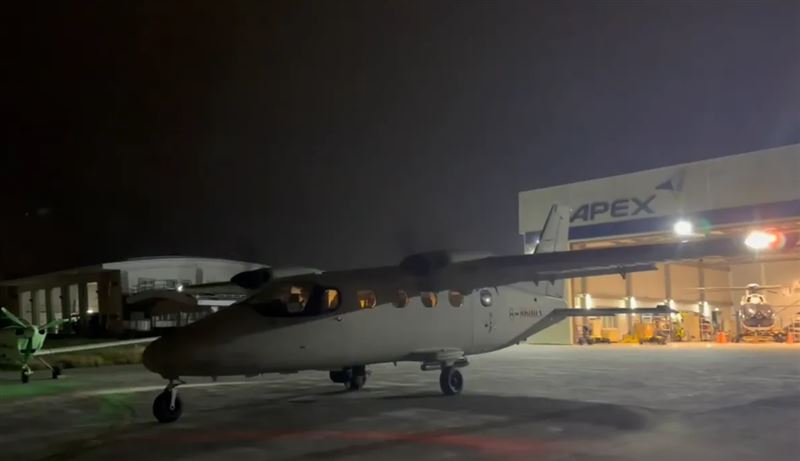 安捷航空自願加入搜救飛官！最動人一幕曝