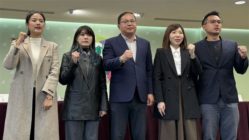 藍批TPASS斷炊危言聳聽　王義川嗆問一句