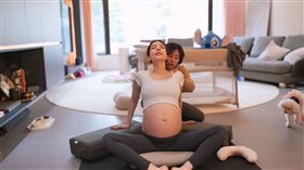 愛雅目前懷孕邁入第8個月即將倒數卸貨。(圖／愛雅辣呦提供）