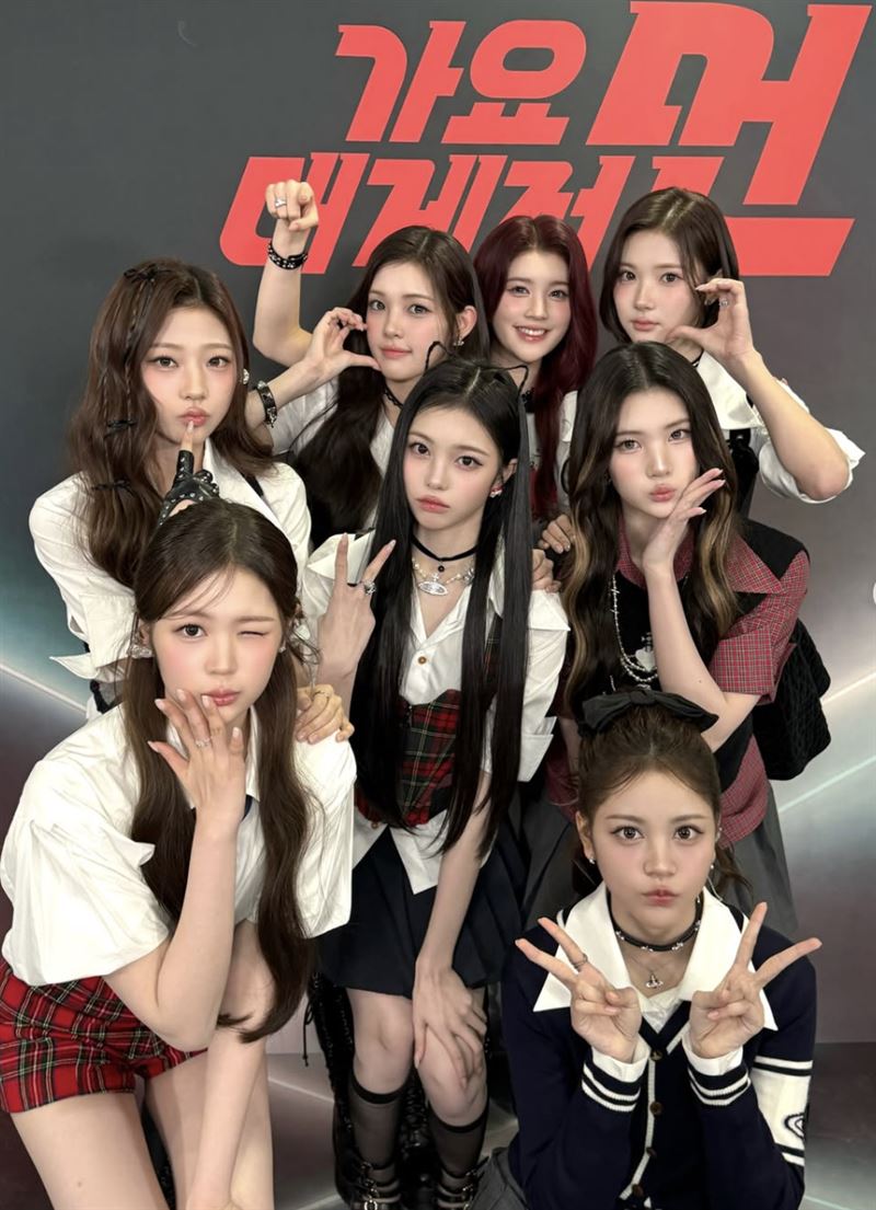 女團Hearts2Hearts獲人氣獎。（圖／翻攝自IG）