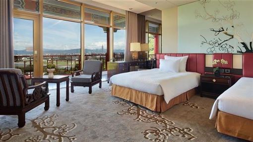 「永續美好 慢遊台灣」專案入住台北圓山大飯店高級客房（含早餐）每晚6050元起（圖／高鐵提供）