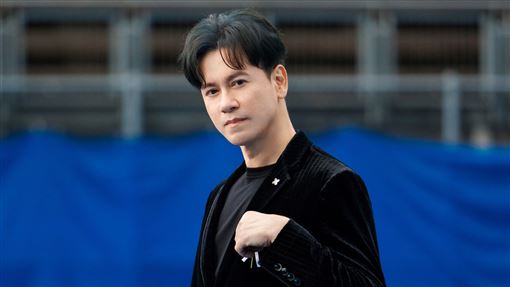 李聖傑2度灼傷送醫　頂40度高溫瘋狂練球