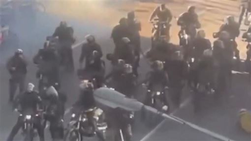 地緣未爆彈3／領袖隱身！跌落神壇倒數中