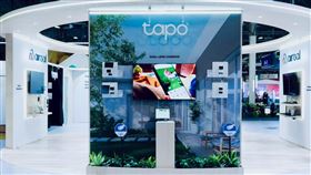 TP-Link同步亮相三款搭載Aireal技術的Tapo系列新品，包括太陽能雙鏡頭攝影機Tapo C645D KIT、AI太陽能攝影機Tapo C465，以及智慧泛光攝影機Tapo C710。