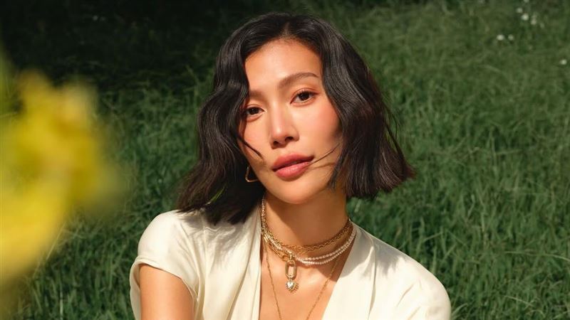 莫莉昔爆女女戀　放閃高凌風姪女全被拍