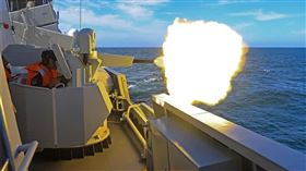 中國海軍實彈射擊演訓。（圖／翻攝解放軍網）