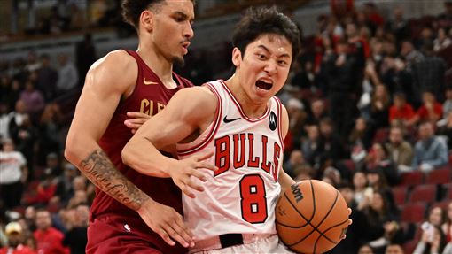 河村勇輝重返公牛　他這次搶位失敗被釋出