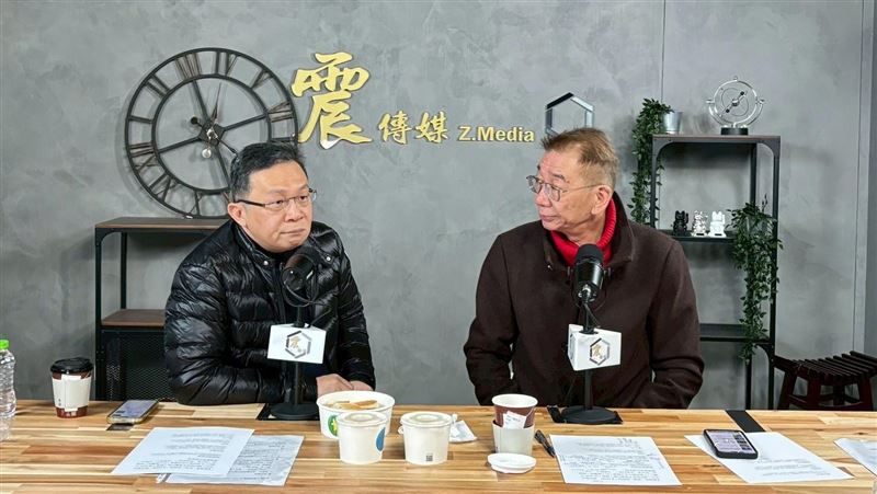 陳東豪（左）說，民進黨內部並不是很想與柯文哲接觸。（圖／震傳媒提供）