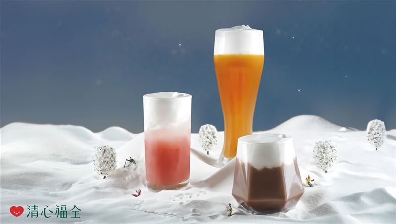 清心福全首度推出三款「厚雪奶蓋」新品,從純茶到水果味、可可都有。(圖/品牌業者提供)