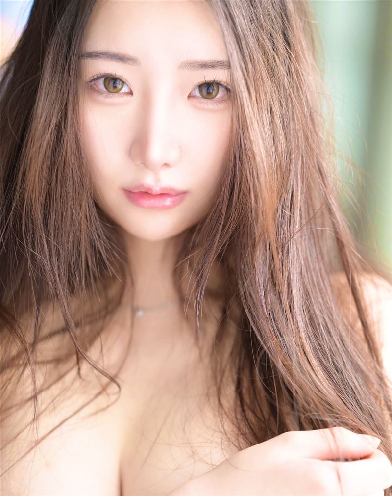 「韓國女偶像」傳出被說服赴日本拍A片，結果被男優搞得很開心，對此AV達人一劍浣春秋揭真相。（圖／翻攝自望月凜音Ｘ）