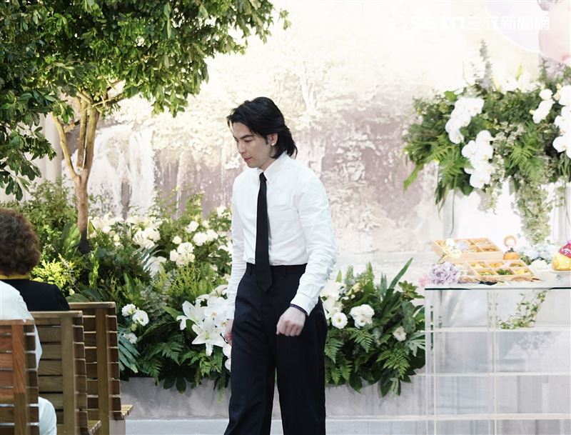 林光寧逝世舉辦追思會，歌王女婿蕭敬騰悲痛現身。（圖／記者趙于瑩攝影）