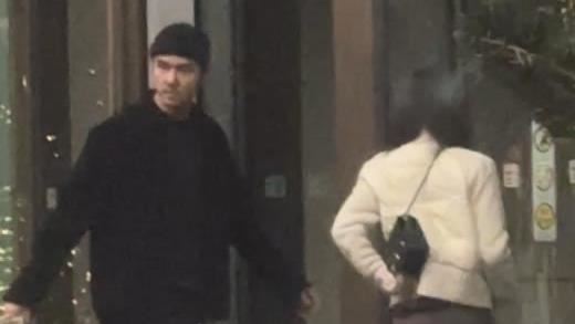 戀小20歲中國千金　阮經天帶她回飯店被拍