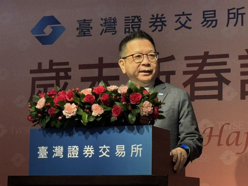 見證歷史！台股正式站上3萬點大關，證交所霸氣宣布：全球排名躍升第7、總市值挑戰100兆元。這波不只法人賺，全台1377萬股民都受惠，每2人就有1人參與這場資本盛宴。基本面獲利雙成長，台灣供應鏈實力讓世界資金都不得不停泊！（圖／記者師瑞德攝影）