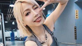 啦啦隊寶兒身材火辣。（圖／翻攝自IG @sdd776941）