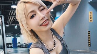 寶兒哭曝未獲富邦續約　慶生李雅英送暖