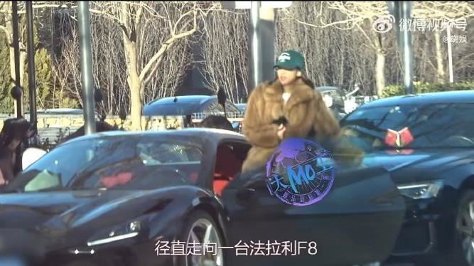 駕駛法拉利「強切車道」　女星挨轟道歉了