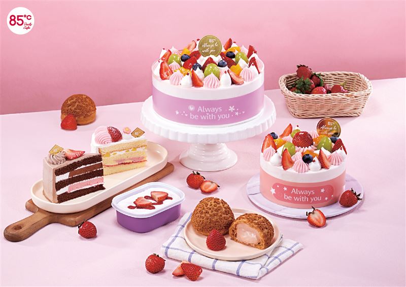 85℃草莓季開跑，首波草莓甜點於1月8日甜美上市。（圖／品牌業者提供）