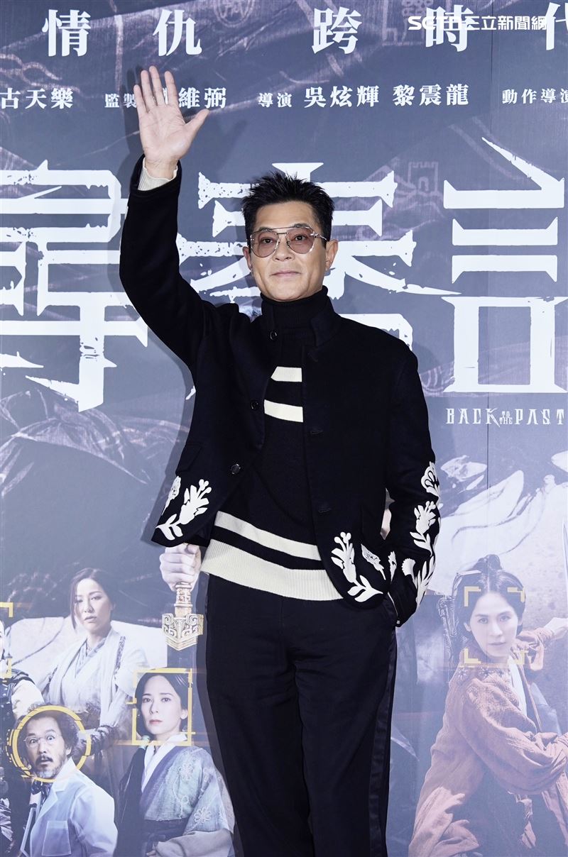 古天樂睽違多年來台,開心跟影迷打招呼。(圖/記者趙于瑩攝影)