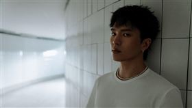 政學接受《三立新聞網》專訪。（圖／無有文化提供）