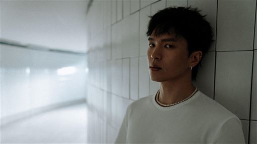 獨／大馬歌手罕病動刀　悲認手術前錄遺言